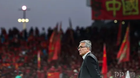 生死时速！94分钟基耶萨半场狂奔，惊险门线解围力挽狂澜！