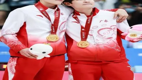 哈登恐难夺冠？加盟豪门底薪出战，冠军梦或未绝